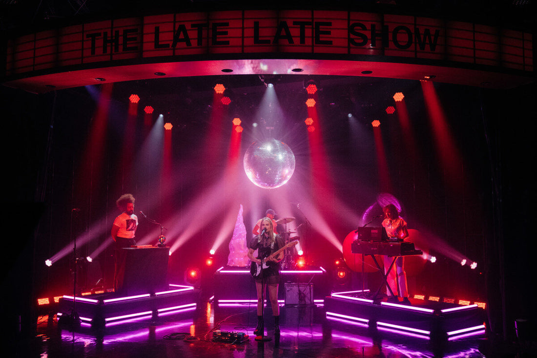 CHERRY GLAZERR / CLEMENTINE CREEVY ~ LIVE @ The Late Late Show